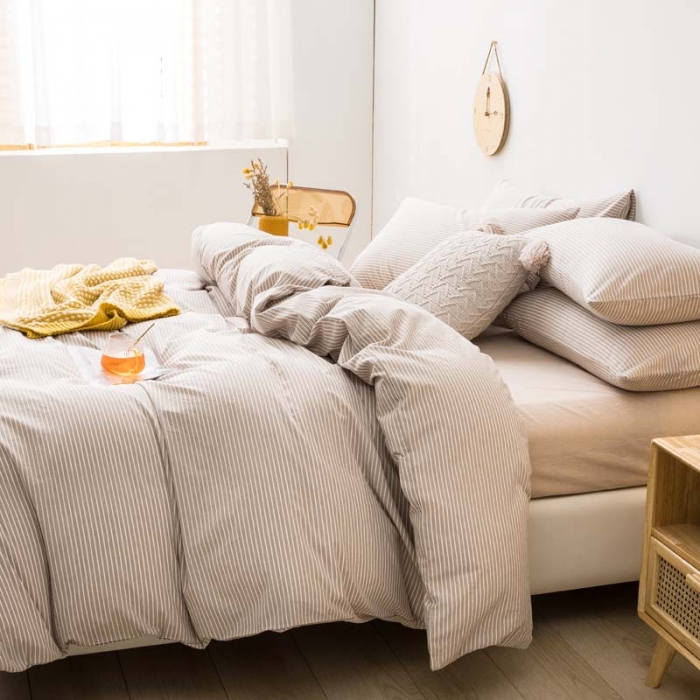 91家纺网 家纺一手货源 找家纺 柠萌家居 2022年新款无印良品全棉色织水洗棉四件套 米细条