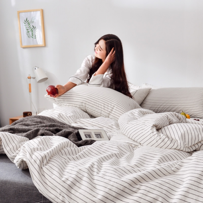 91家纺网 家纺一手货源 找家纺 柠萌家居 新款无印良品全棉色织水洗棉四件套 细条纹-白色