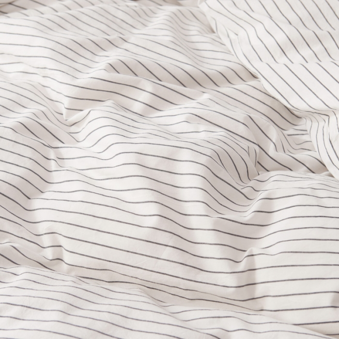 91家纺网 家纺一手货源 找家纺 柠萌家居 2022新款无印良品全棉色织水洗棉单被套 细条纹-白色