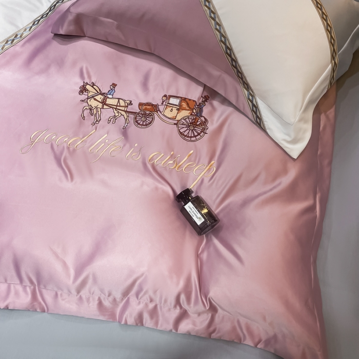 91家纺网 家纺一手货源 找家纺 宅家居2024新款轻奢拼色60支贡缎臻丝刺绣皇家骑士-豆沙