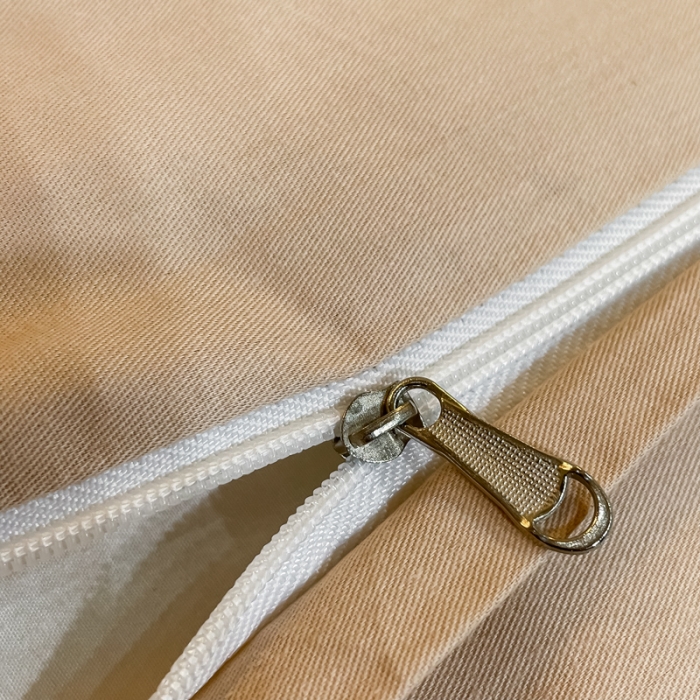 91家纺网 家纺一手货源 找家纺 宅家居2024新款轻奢拼色60支贡缎臻丝刺绣皇家骑士-青绿