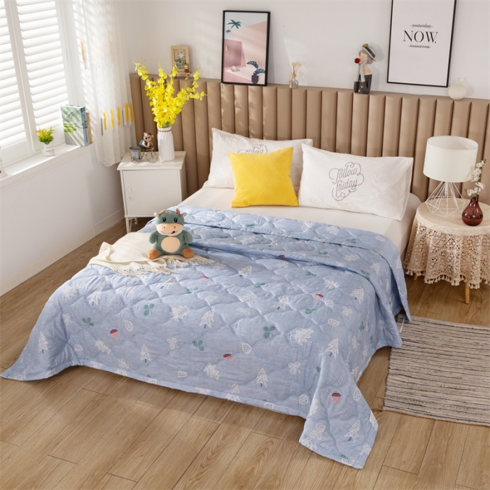 91家纺网 家纺一手货源 找家纺 爱派 2022新款亲肤棉印花夏被空调被 丛林