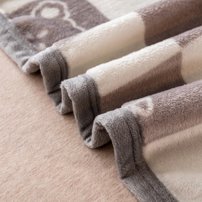 91家纺网 家纺一手货源 找家纺 慕尚 2025新款雪貂绒四季毛毯 可爱熊