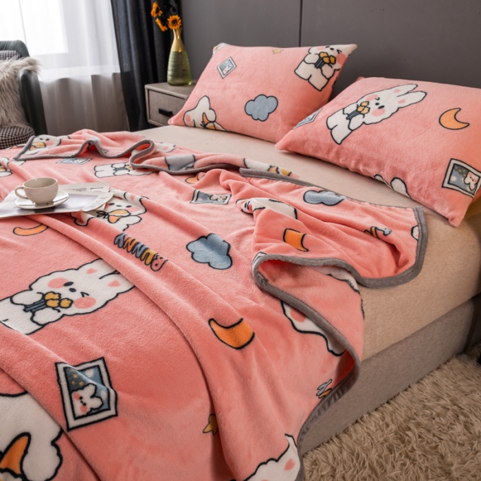 91家纺网 家纺一手货源 找家纺 慕尚 2025新款雪貂绒四季毛毯 快乐小兔