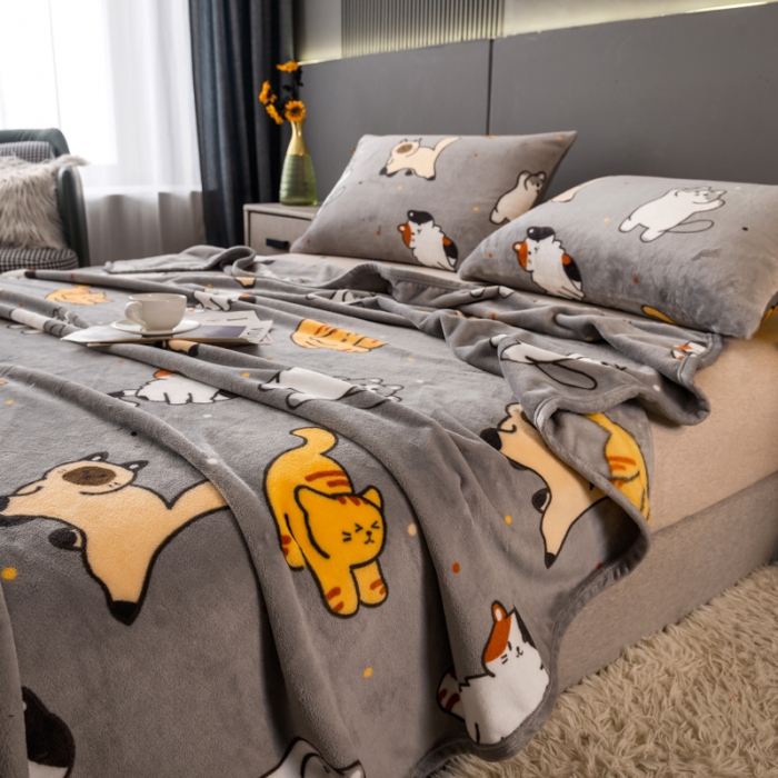 91家纺网 家纺一手货源 找家纺 慕尚 2025新款雪貂绒四季毛毯 小猫咪