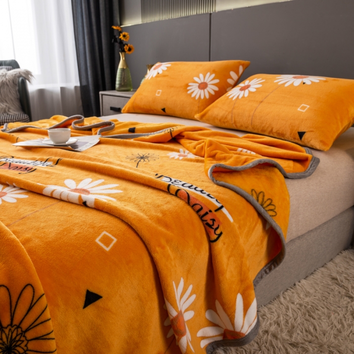 91家纺网 家纺一手货源 找家纺 慕尚 2025新款雪貂绒四季毛毯 幸运花