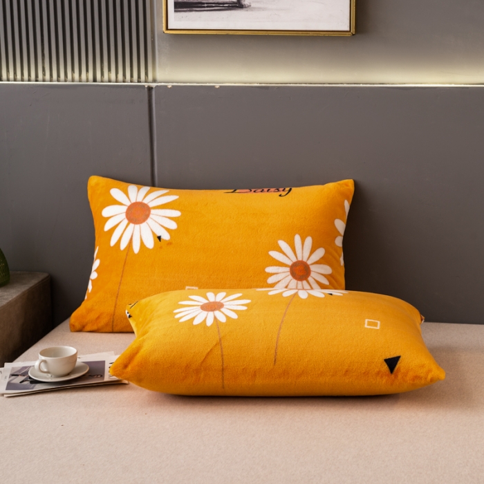 91家纺网 家纺一手货源 找家纺 慕尚 2025新款雪貂绒四季毛毯 幸运花