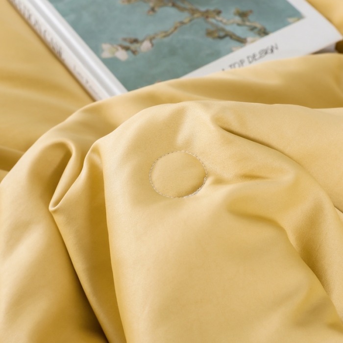 91家纺网 家纺一手货源 找家纺 梦镜 2025新款莱卡天丝刺绣夏凉被 浅灰+奶黄