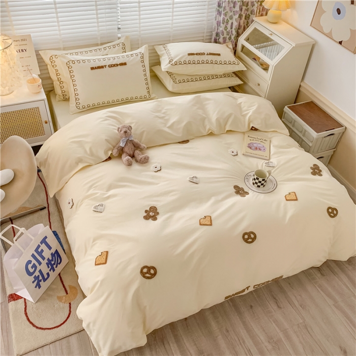 91家纺网 家纺一手货源 找家纺 蜜柚 2024款全棉曲奇毛巾绣系列四件套 曲奇饼干-奶油白