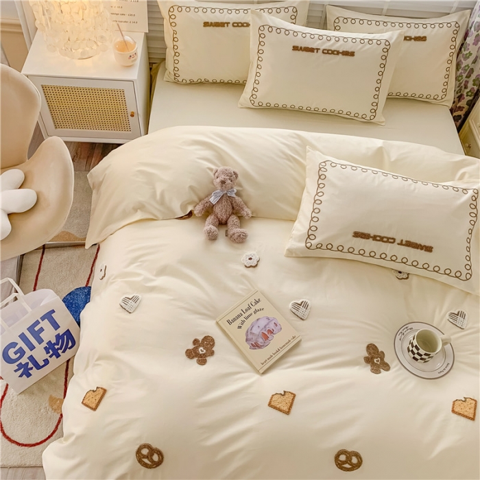 91家纺网 家纺一手货源 找家纺 蜜柚 2024款全棉曲奇毛巾绣系列四件套 曲奇饼干-奶油白