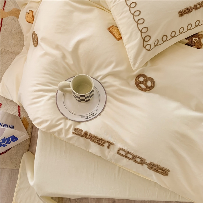 91家纺网 家纺一手货源 找家纺 蜜柚 2024款全棉曲奇毛巾绣系列四件套 曲奇饼干-奶油白