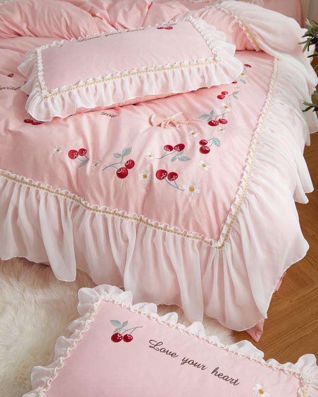 91家纺网 家纺一手货源 找家纺 亲亲公主 新款全棉蕾丝公主风四件套绣花四件套