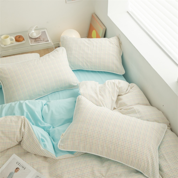 91家纺网 家纺一手货源 找家纺 玛奇朵2022色织提花水洗棉四件套-彩格系列 棚拍图 彩格 蓝