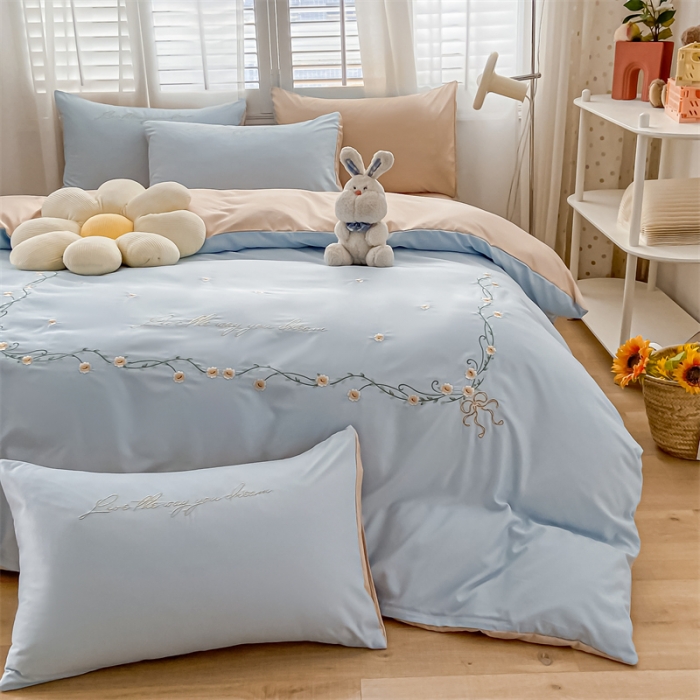 91家纺网 家纺一手货源 找家纺 眠帛 2022新款柔丝棉绣花四件套 繁花天空蓝