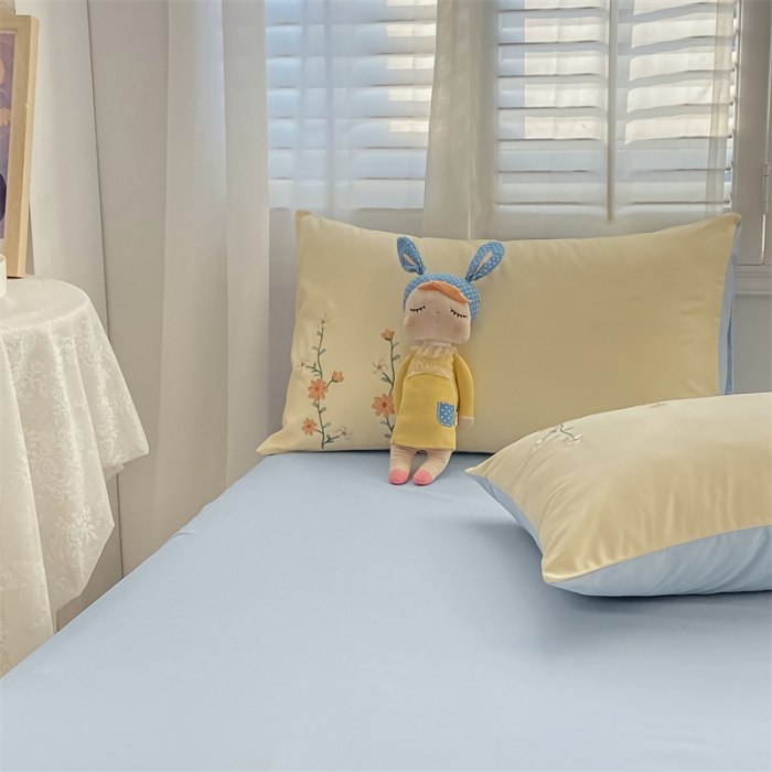 91家纺网 家纺一手货源 找家纺 眠帛 2022新款柔丝棉绣花四件套 花恋奶黄