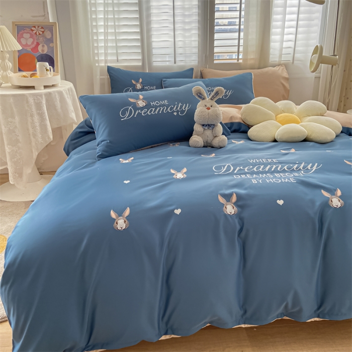 91家纺网 家纺一手货源 找家纺 眠帛 2022新款柔丝棉绣花四件套 伊洛宾利兰