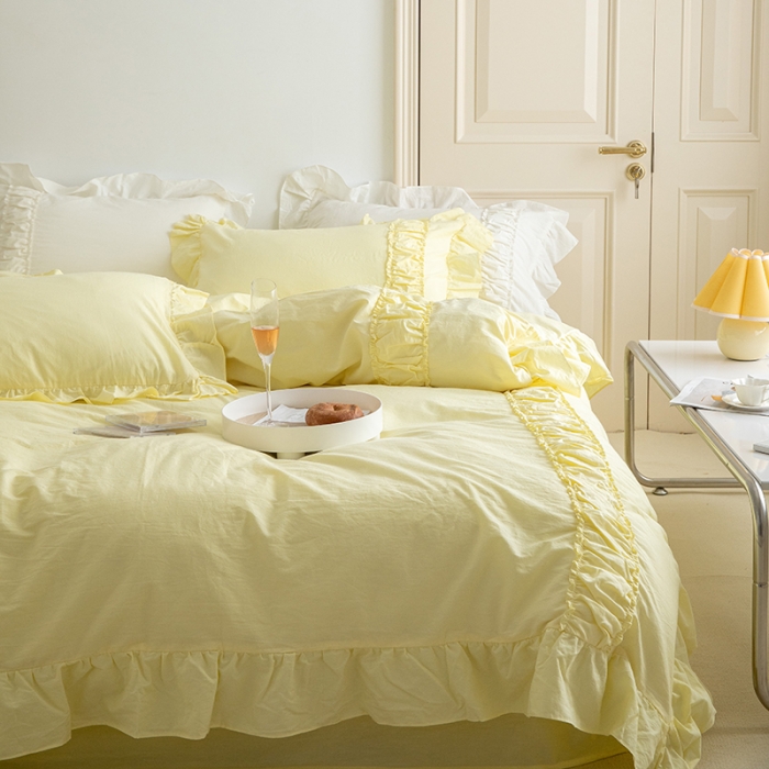 91家纺网 家纺一手货源 找家纺 玛奇朵 新款40s全棉水洗棉花边四件套-恬蜜系列 棚拍图 恬蜜-黄