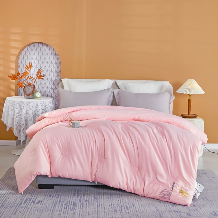 91家纺网 家纺一手货源 找家纺 丽卡家纺 2023新款大豆被春秋被-相亲相爱 相亲相爱大豆春秋被-粉