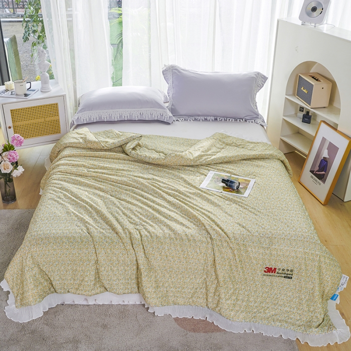 91家纺网 家纺一手货源 找家纺 丽卡家纺 2023新款凉感丝小香风大豆夏被 小香风-元气黄