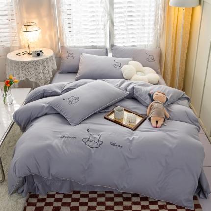 91家纺网 家纺一手货源 找家纺 （总）仟网汇 2022新款刺绣萌萌熊滚边四件套