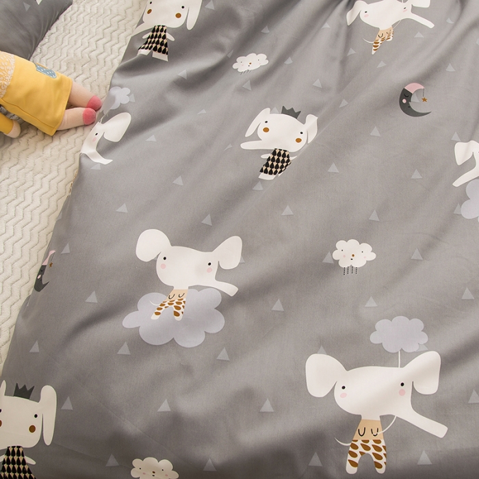 91家纺网 家纺一手货源 找家纺 良佐生活2022新款定制60支卡通儿童被套 灰象宁宁