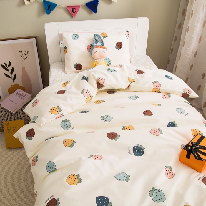 91家纺网 家纺一手货源 找家纺 良佐生活2022新款定制60支卡通儿童被套 草莓小町