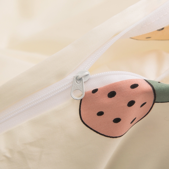 91家纺网 家纺一手货源 找家纺 良佐生活2022新款定制60支卡通儿童被套 草莓小町