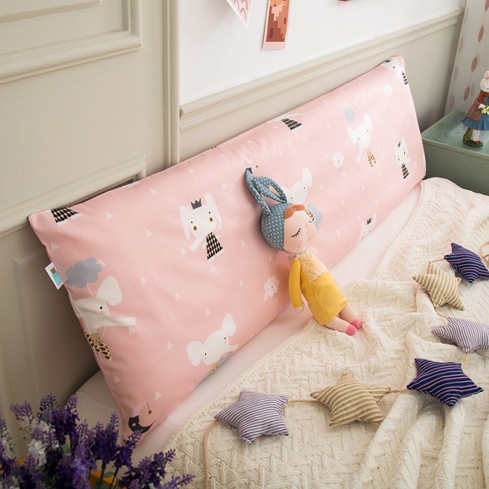 91家纺网 家纺一手货源 找家纺 良佐生活 2022新款A类60支全棉贡缎长枕套粉象安安