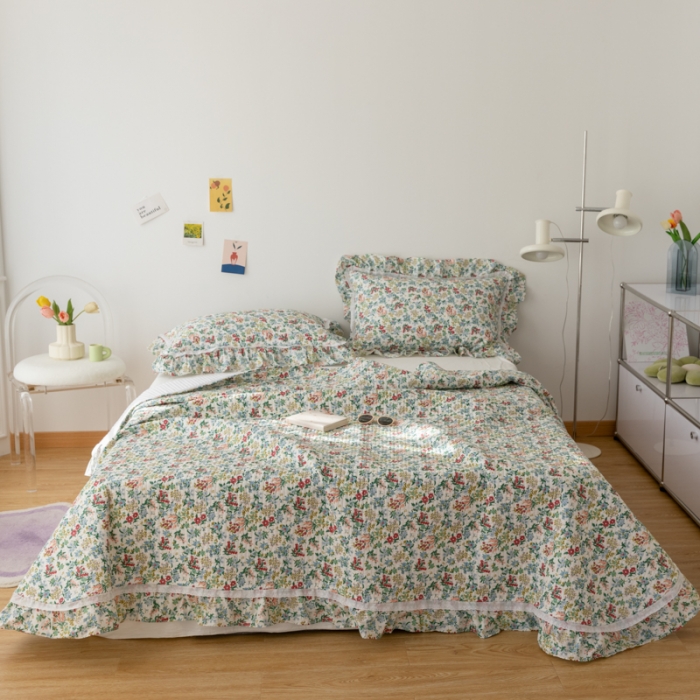 91家纺网 家纺一手货源 找家纺 淑女公社家纺 2022新款纯棉13372韩版镂空小花边床盖 暗香疏影