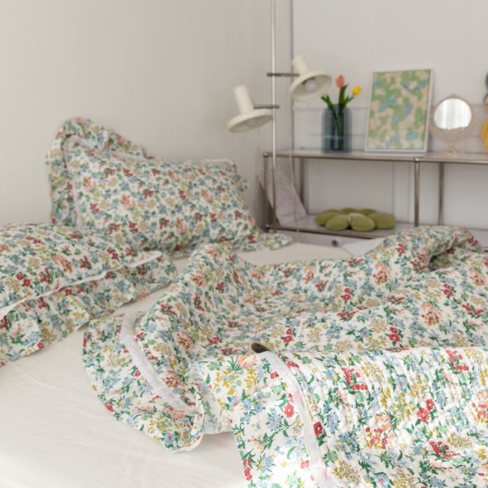 91家纺网 家纺一手货源 找家纺 淑女公社家纺 2022新款纯棉13372韩版镂空小花边床盖 暗香疏影