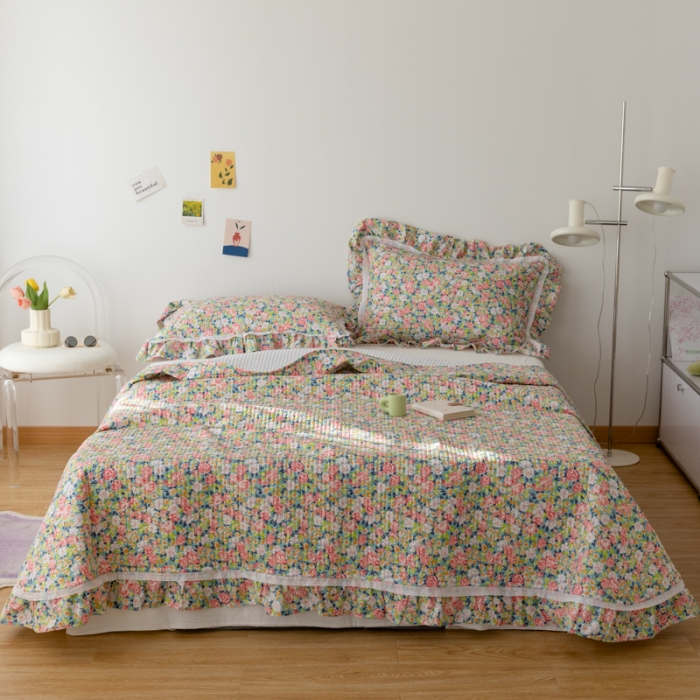 91家纺网 家纺一手货源 找家纺 淑女公社家纺 2022新款纯棉13372韩版镂空小花边床盖 百花争妍