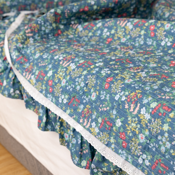 91家纺网 家纺一手货源 找家纺 淑女公社家纺 2022新款纯棉13372韩版镂空小花边床盖 绿肥红瘦