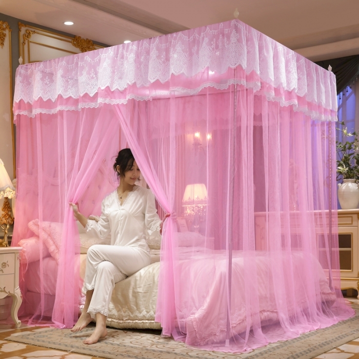 91家纺网 家纺一手货源 找家纺 初心家纺 2025新款升级款三开门宫廷蚊帐-春暖花开 粉色