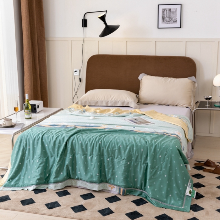 91家纺网 家纺一手货源 找家纺 棉生活家纺 2022新款莫代尔天丝夏被戴斯绿