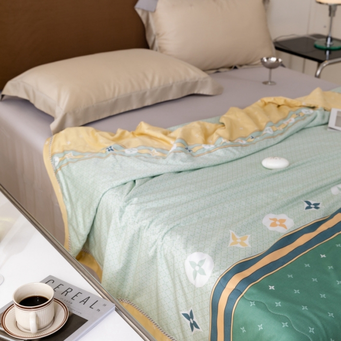 91家纺网 家纺一手货源 找家纺 棉生活家纺 2022新款莫代尔天丝夏被戴斯绿