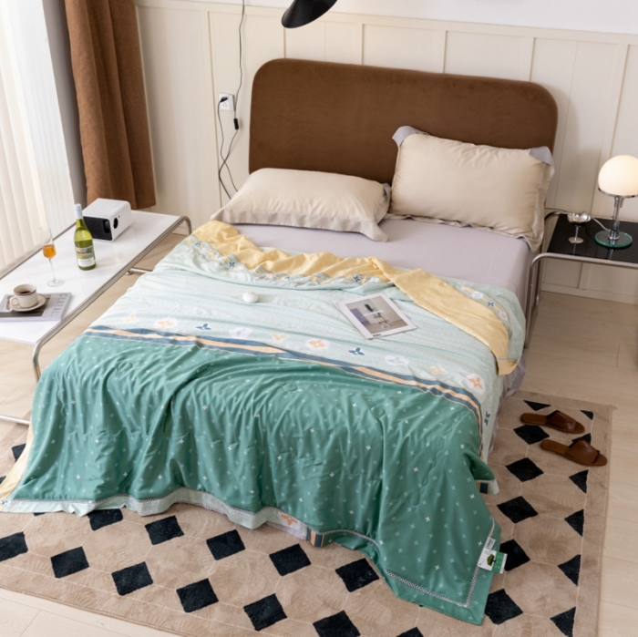 91家纺网 家纺一手货源 找家纺 棉生活家纺 2022新款莫代尔天丝夏被戴斯绿