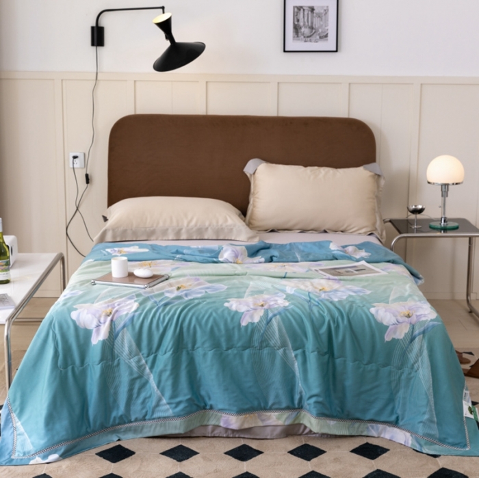 91家纺网 家纺一手货源 找家纺 棉生活家纺 2022新款莫代尔天丝夏被浮蕊绿