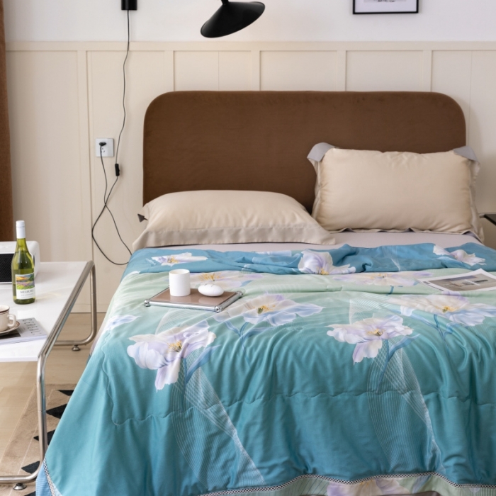 91家纺网 家纺一手货源 找家纺 棉生活家纺 2022新款莫代尔天丝夏被浮蕊绿