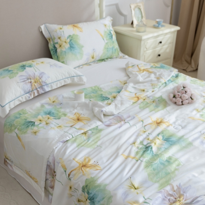 91家纺网 家纺一手货源 找家纺 棉生活家纺 2022新款莫代尔天丝夏被倾城米