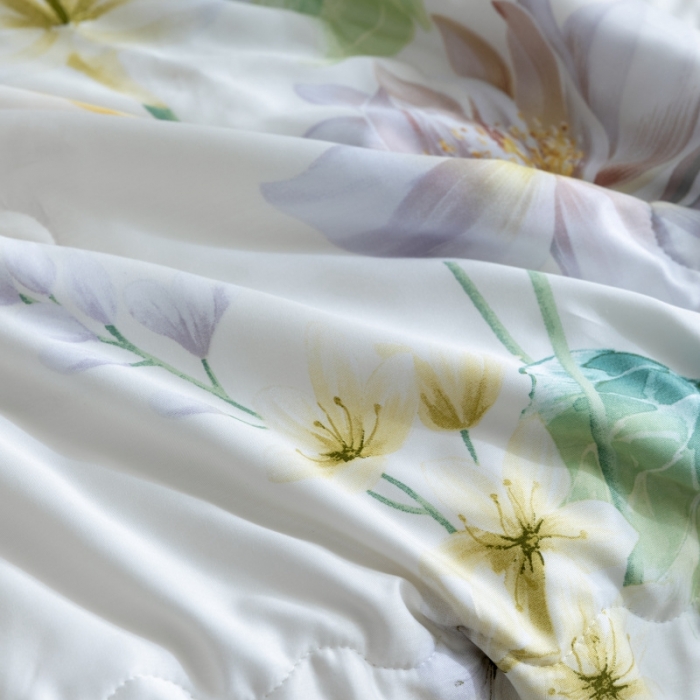 91家纺网 家纺一手货源 找家纺 棉生活家纺 2022新款莫代尔天丝夏被倾城米