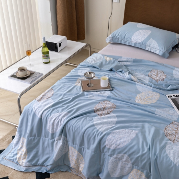 91家纺网 家纺一手货源 找家纺 棉生活家纺 2022新款莫代尔天丝夏被树影