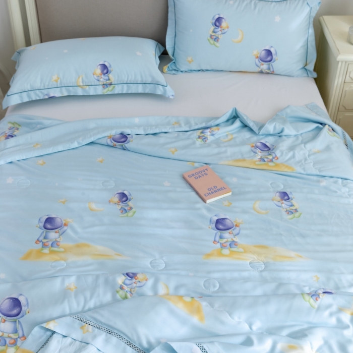 91家纺网 家纺一手货源 找家纺 棉生活家纺 2022新款莫代尔天丝夏被太空遨游绿