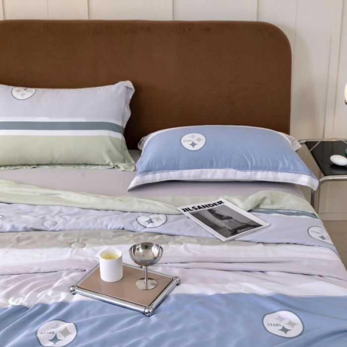 91家纺网 家纺一手货源 找家纺 棉生活家纺 2022新款莫代尔天丝夏被星痕绿