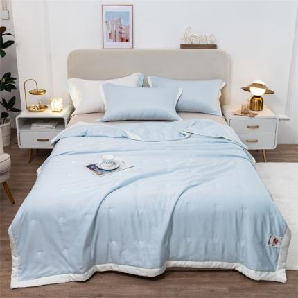 91家纺网 家纺一手货源 找家纺 兄弟坊 2022新款水洗真丝双拼刺绣夏被 爱心-天空蓝
