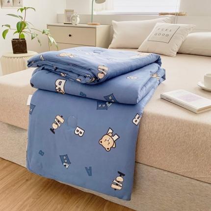 91家纺网 家纺一手货源 找家纺 佰亿莱 2024新款针织大豆纤维夏被 比尔曼熊