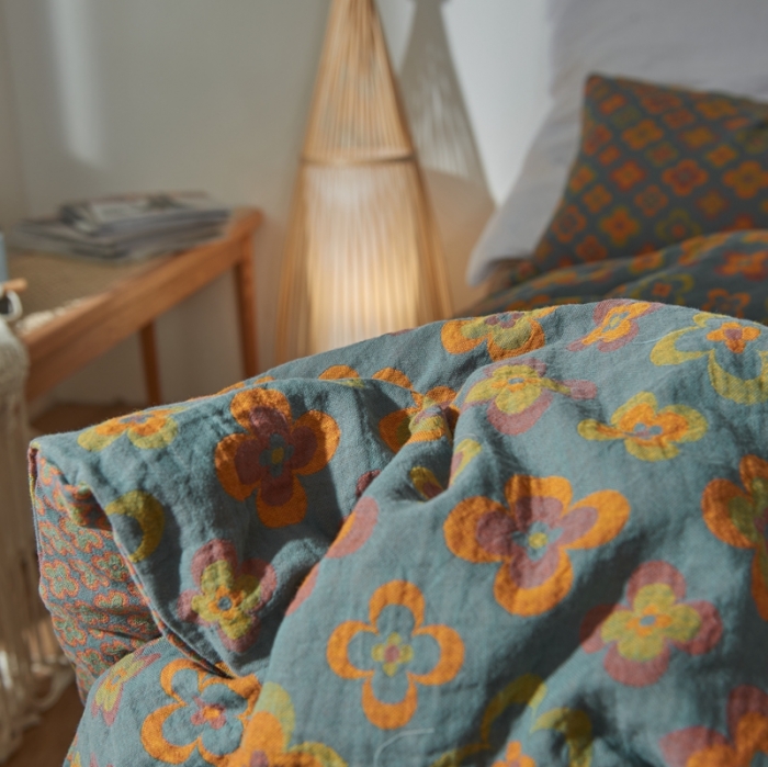 91家纺网 家纺一手货源 找家纺 2022新款色织提花全棉双层纱四件套 春田花花-蓝