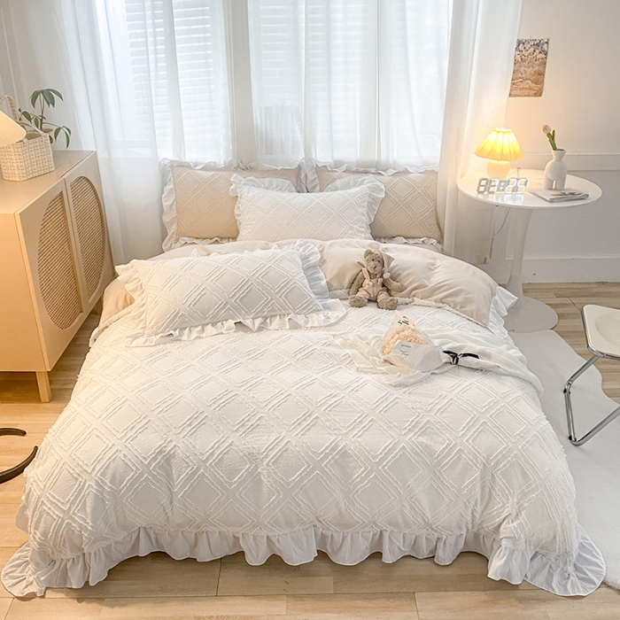 91家纺网 家纺一手货源 找家纺 澳梵家居2022新款韩式立体剪花小清新水洗全棉四件套泡芙-白