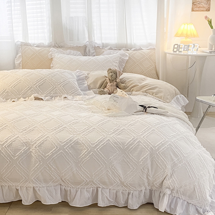 91家纺网 家纺一手货源 找家纺 澳梵家居2022新款韩式立体剪花小清新水洗全棉四件套泡芙-白