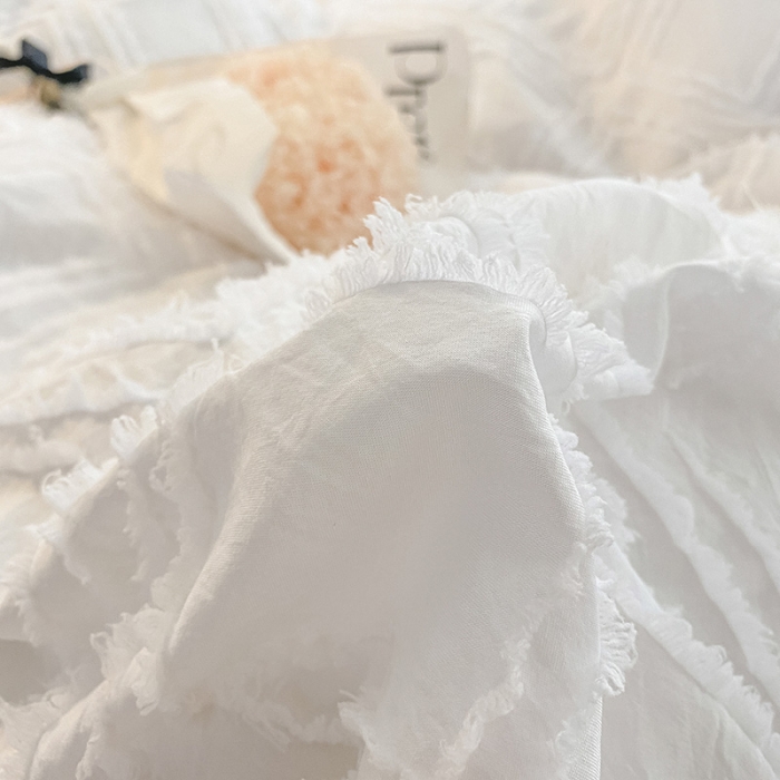 91家纺网 家纺一手货源 找家纺 澳梵家居2022新款韩式立体剪花小清新水洗全棉四件套泡芙-白