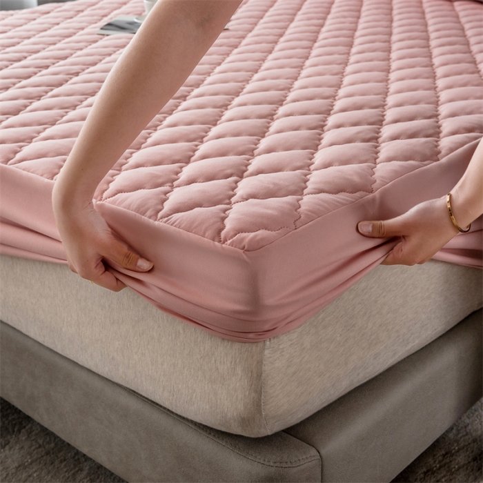 91家纺网 家纺一手货源 找家纺 雯豆2022新款磨毛夹棉防水床笠单件席纯色防水透气床罩厚款  青春粉